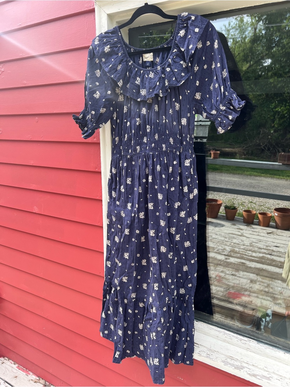 🦋Universal Thread Navy Blue & Floral Maxi Dress🦋